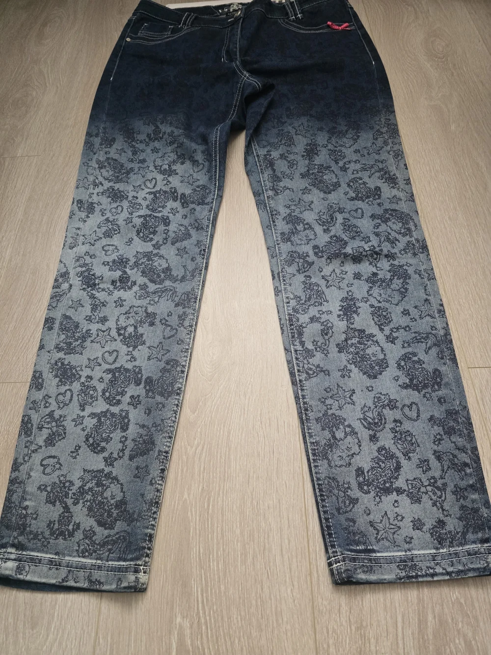 Sportalm Dark Blue Patterned Jeans with Pink Bow Size 42(eur) - Picture 7 of 11